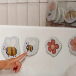 Little Dutch Badspeelgoed Foam Figuren Flowers & Butterflies -Little Thingz little dutch little dutch badspeelgoed foam figure 3