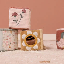 Little Dutch Zachte Blokkenset Flowers & Butterflies -Little Thingz little dutch little dutch zachte blokkenset flower 2